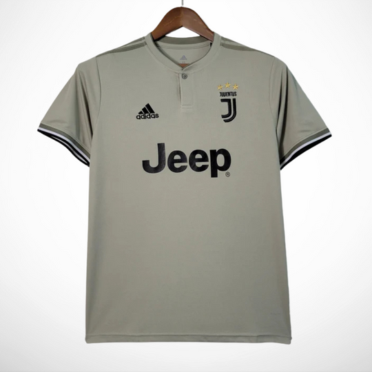 Camisa Juventus Reserva 18/19 - Versão Retro